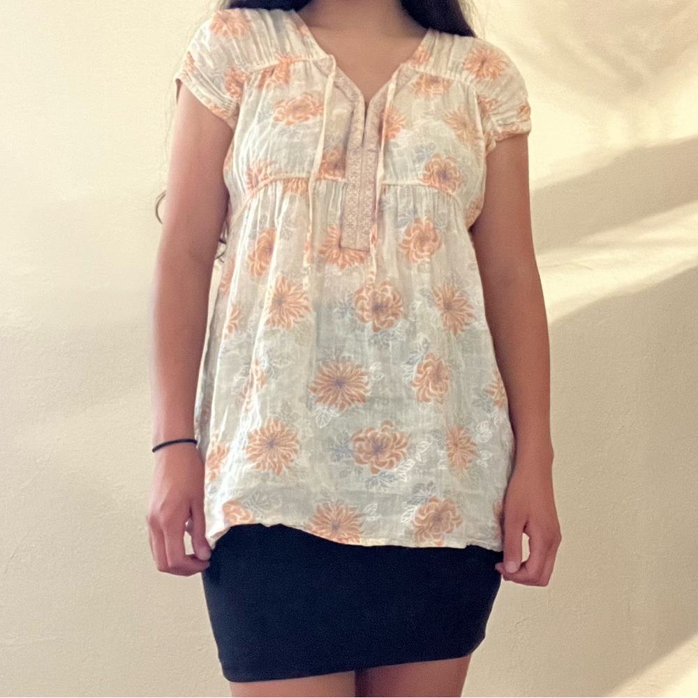 Free People Floral Boho Beige Semi sheer Baby Doll Short Sleeve Top Size: XS